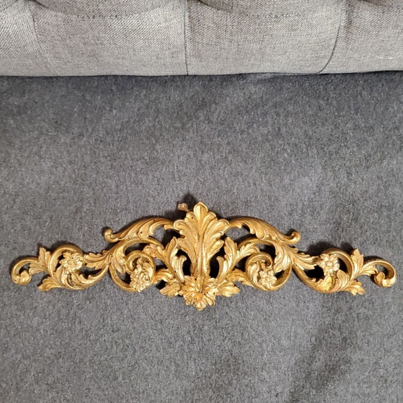 Home Fleur de Lis Wall Decor Gold Brass Colour - 19" Length - Picture 1 of 8